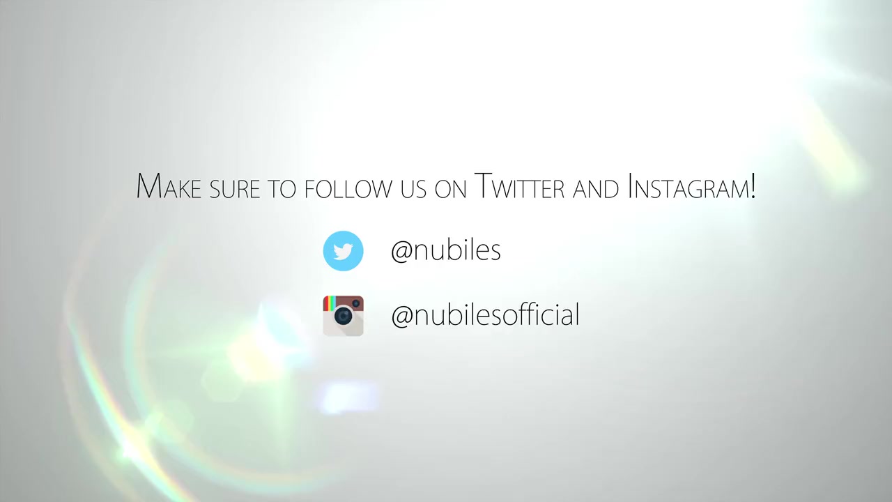 Кудрявая рыжая красотка попросила подругу снять на телефон свой супружеский секс